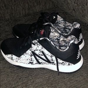 New balance women’s turf shoes